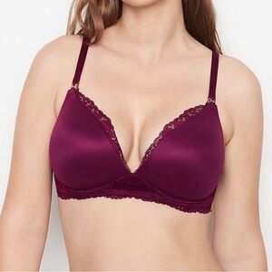 Victoria’s Secret Lace Wing Wireless Nursing Bra 38DDD